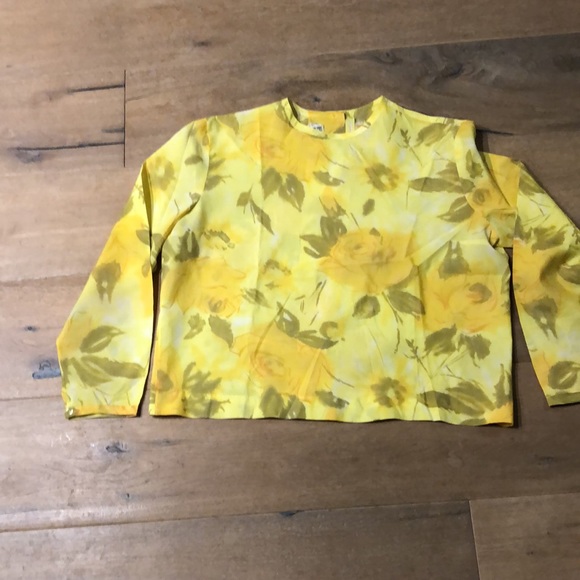 Vintage Button Back Top - Picture 3 of 8